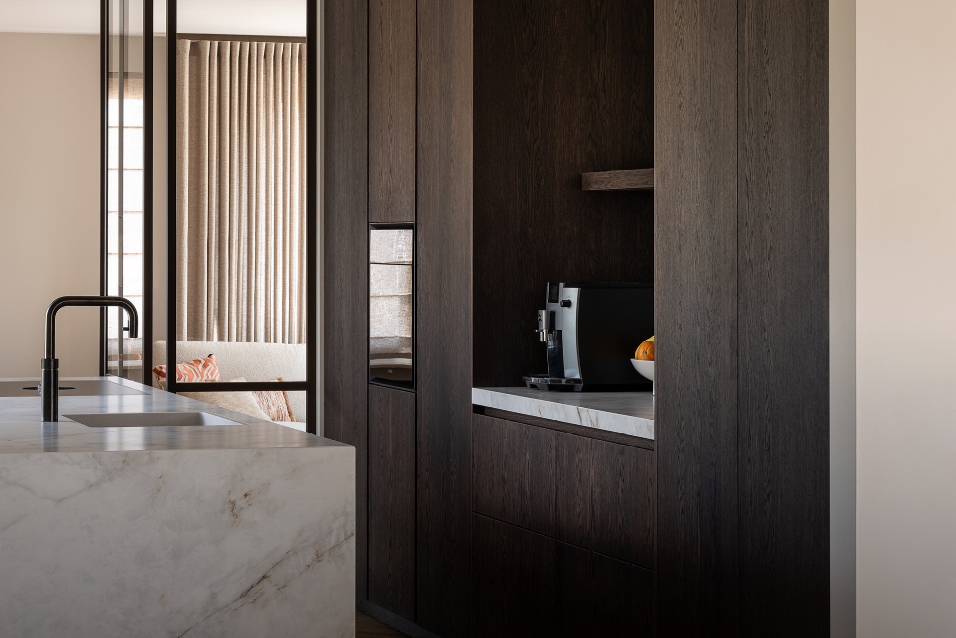 Luxe warme designkeuken &rarr; Ontdek deze keuken 